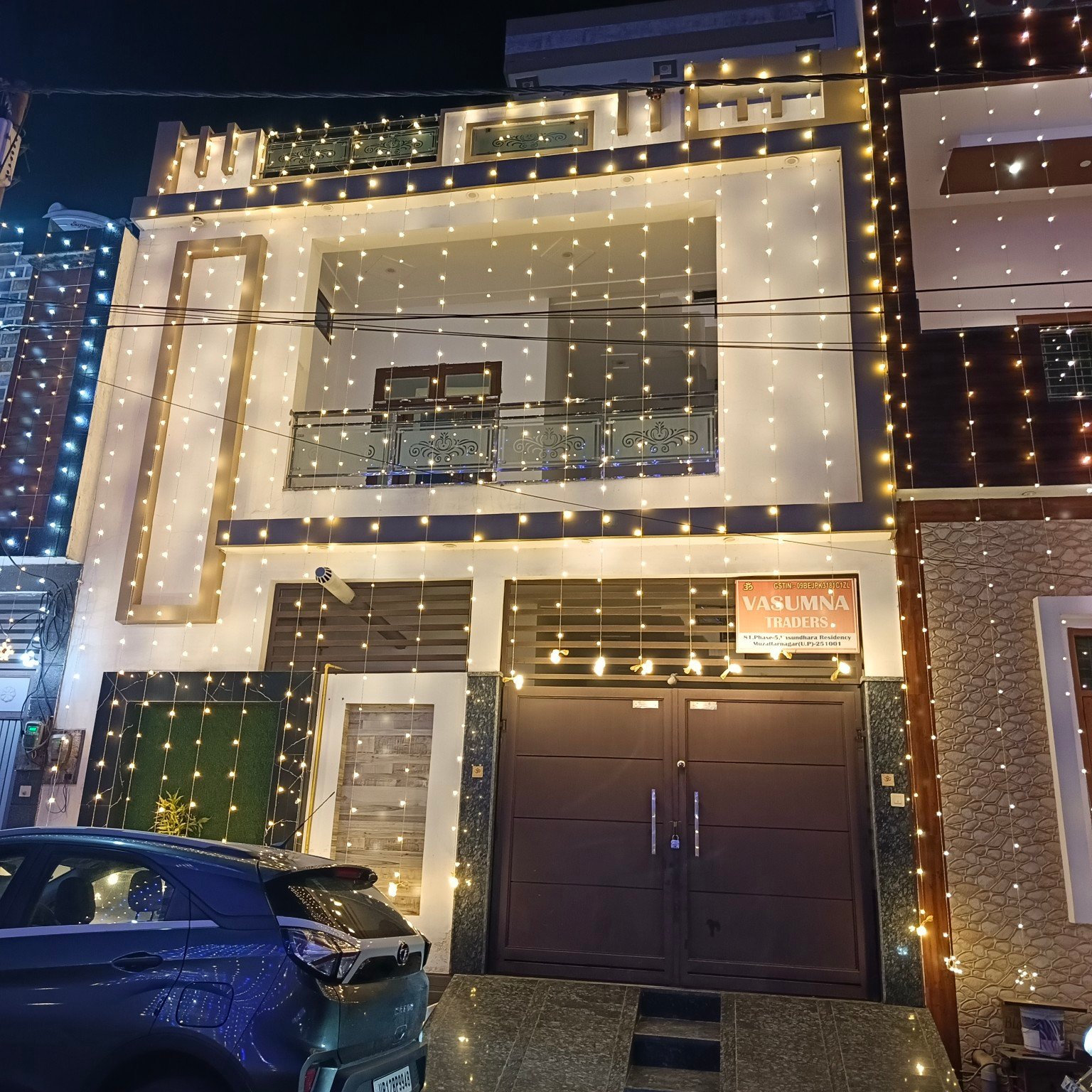 INDEPENDENT FIRST FLOOR VASUNDHARA RESIDENCY